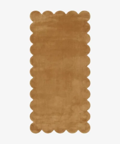 Honeystone Runner Rug Scalloped Edge