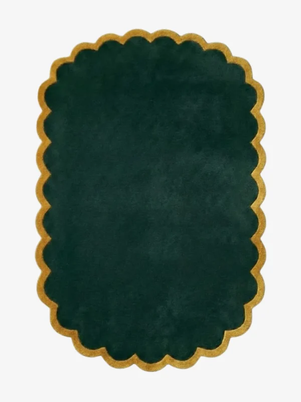 Top down view of the Forest Royale rug featuring a solid deep emerald green center framed by a luxurious gold scalloped border.